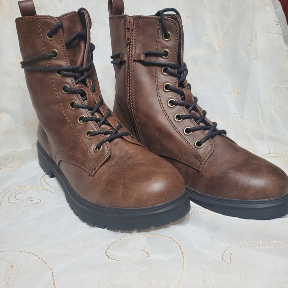 SO Women's Bowfin Lace Up/Zip Combat Boots Brown Size: 9 Med. - Picture 2 of 3